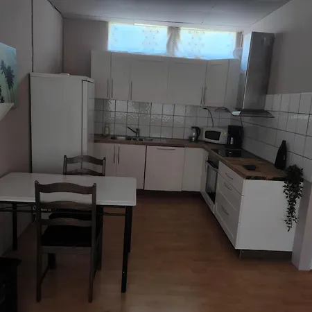 1 Apartamento *